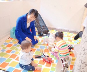 託児付きランチ　ここるく　有村治子議員　少子化担当大臣　女性活躍担当大臣